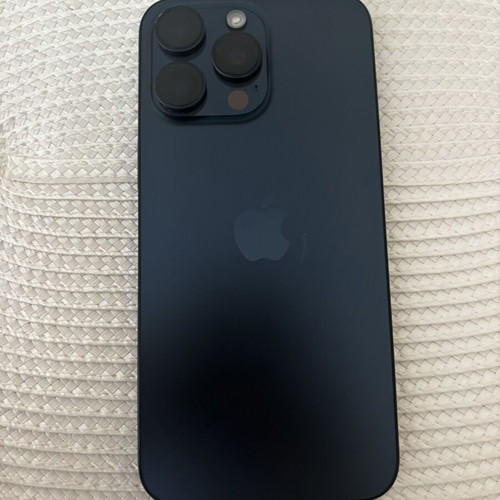 15 Pro Max smartphone like new