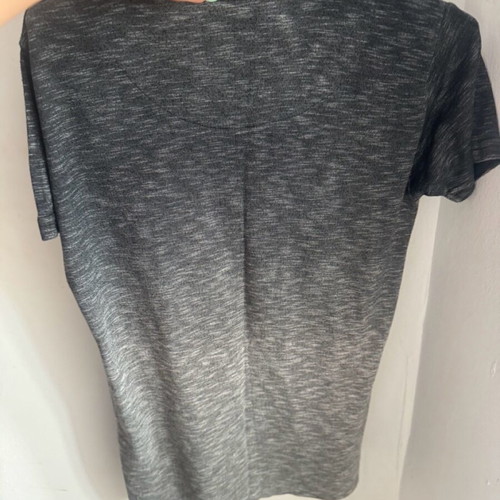 Sik Silk men's t-shirt small in excellent condition