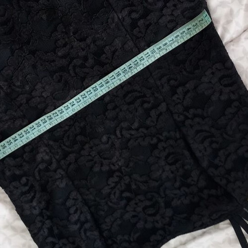 Elegant lace and muslin women's set like new, black
