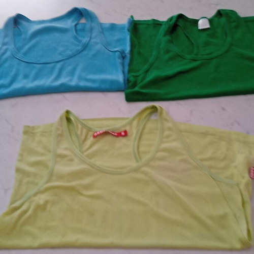 Set of 3 t-shirts used, size M