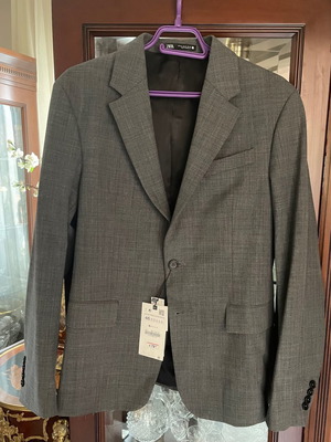Tailored Zara grey blazer new, size 46