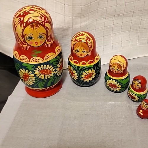 Russian Babushka set of 5, like new, 15 cm height