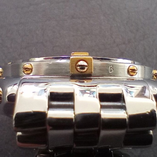 Breitling Chronomat 40mm chronograph watch like new, gold and silver