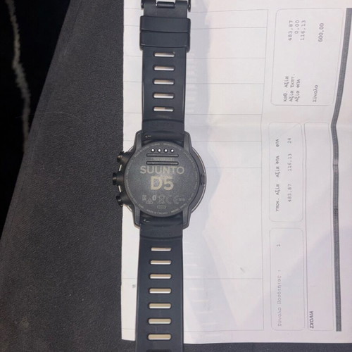 Suunto D5 watch used, black