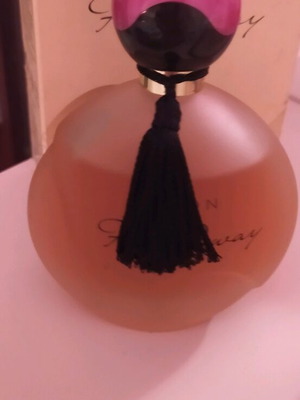 Far Away Avon Eau de Parfum 100 ml σαν καινούργιο συλλεκτικό