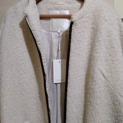 In Wear wool coat new, off white, size XL