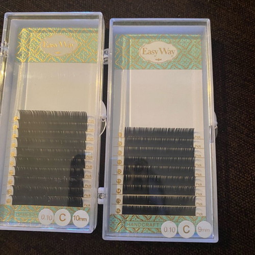 Eyelash extension hairs used, 8 C curl trays