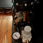 Airbrush compressor in excellent working condition
