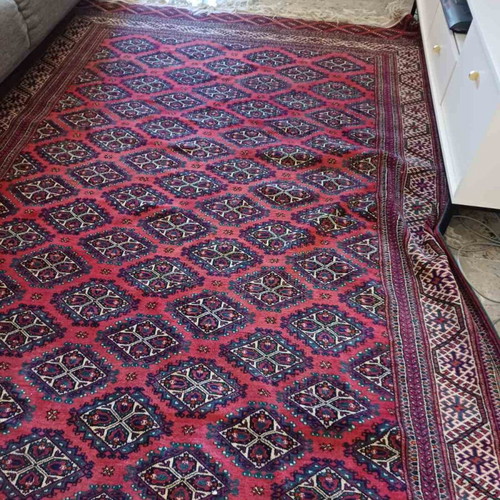 Handmade wool rug used 3.00×2.00 in excellent condition