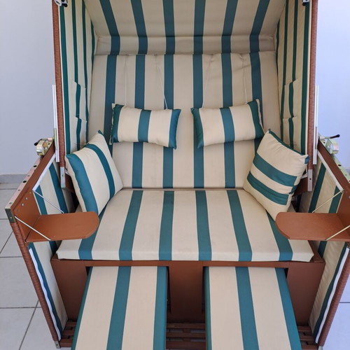 2-Seater German Style Beach Chair Strandkorb like new with cushions and canopy