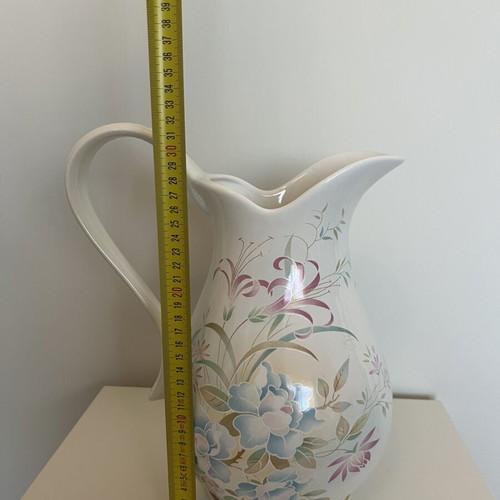 Fiorentina porcelain jug like new with floral design