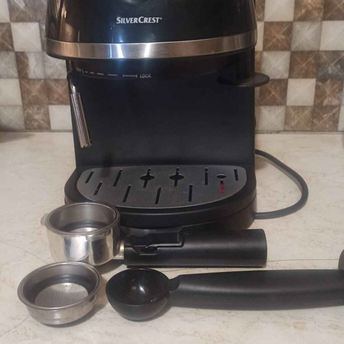Silvercrest espresso coffee machine like new with milk frother and double dose