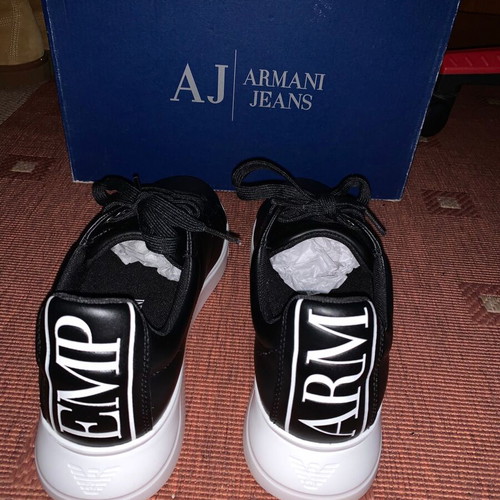 Emporio Armani Leather Sneakers like new, size 41, black and white
