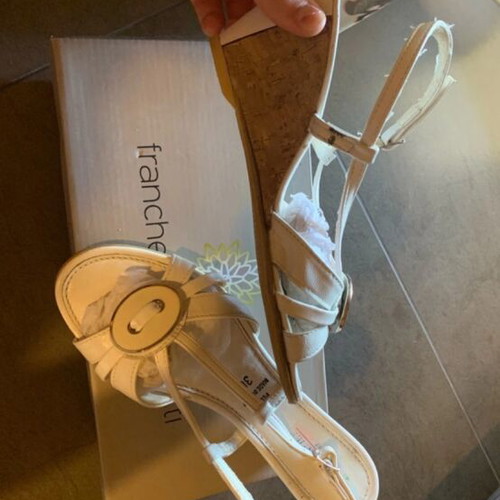 Vera Pelle white sandals like new, genuine leather, size 36