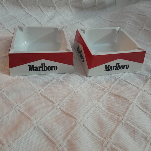 Marlboro ashtray set vintage, like new