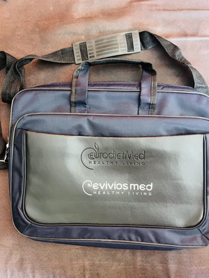 Laptop bag like new, hand and crossbody, black and blue