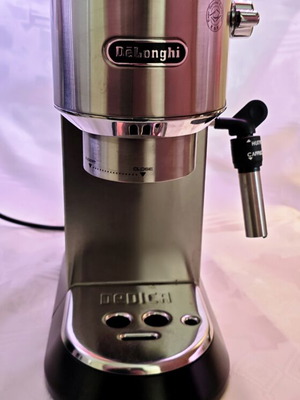Καφετιέρα espresso De' Longhi EC685 σαν καινούργιο