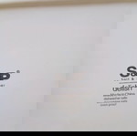 Керамичен малък поднос употребяван с чип на ръба