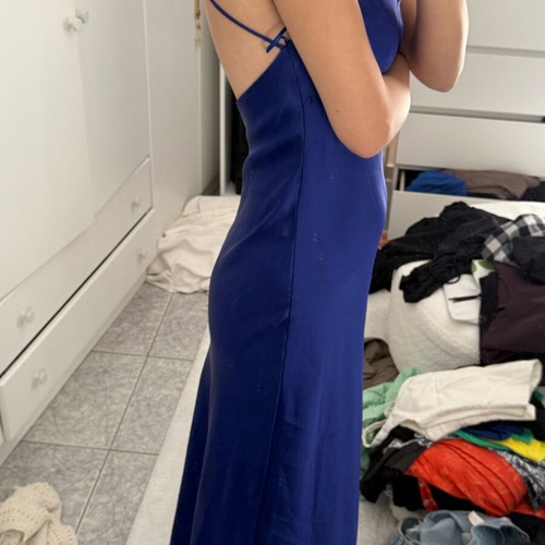 satin dress Zara - € 10,00