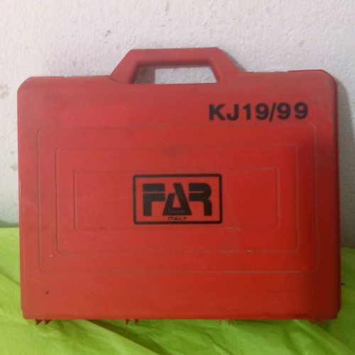 Rivet tool new, intact