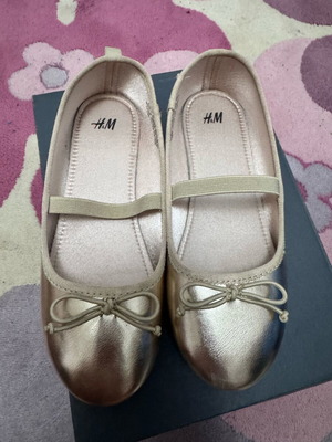 H&M ballerinas gold like new, size 31 for girls