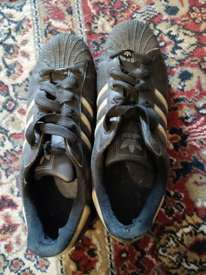 Adidas Superstar ανδρικά μεταχειρισμένα, μέγεθος 46, μαύρα