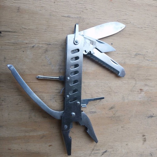 Multitool like new for various tasks