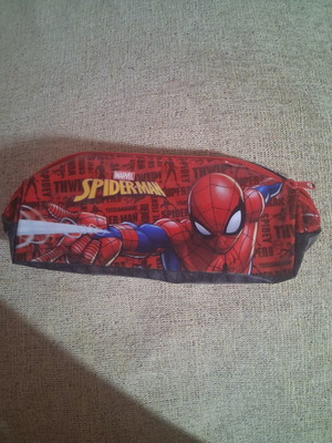 Κασετίνα Spiderman σαν καινούργια, βαρελάκι