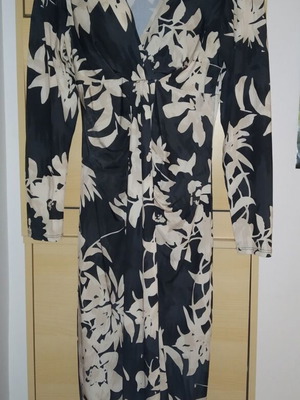 Midi printed dress like new, size S, black and beige