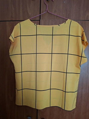 Women's summer shirt onesize like new, yellow