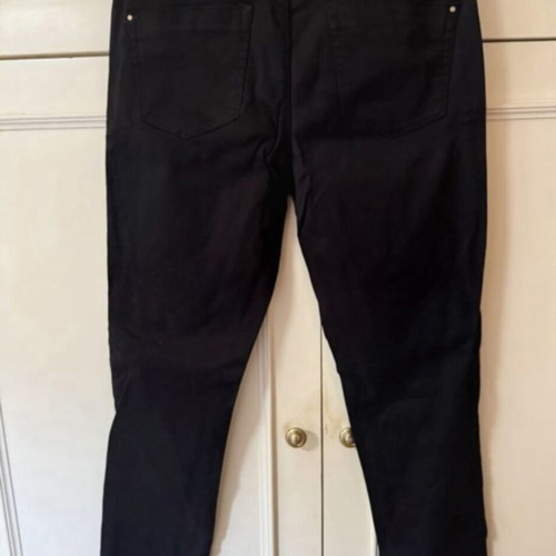 Zara high-waisted fitted black jeans like new