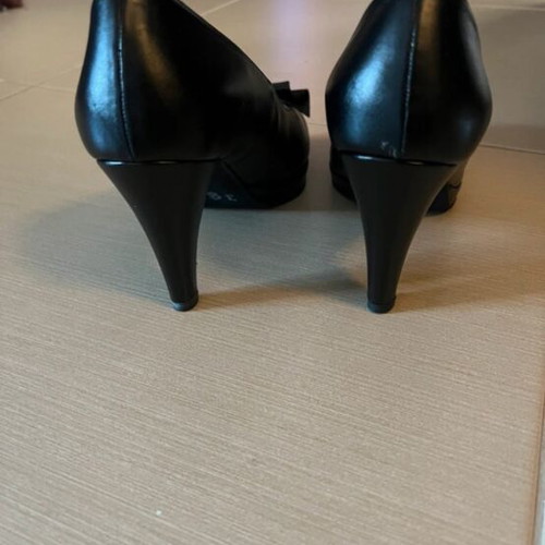 Brown pumps like new size 38