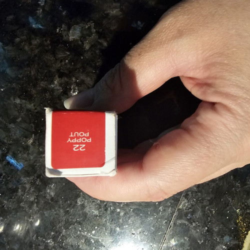 Origins Blooming Bold Lipstick No 22 Poppy Pout new, red matte