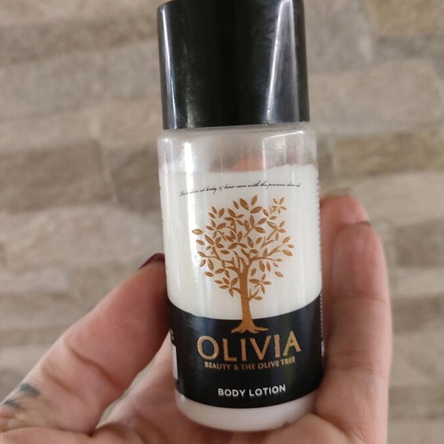 Papoutsanis Olivia 2pcs travel size body lotion and shampoo used