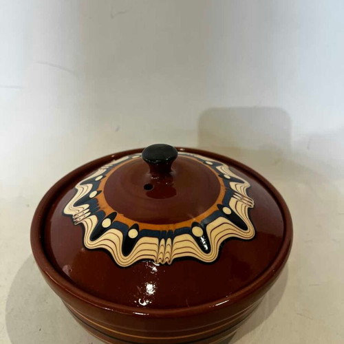 Bulgarian traditional ceramic small pot Troyan 11x14 used