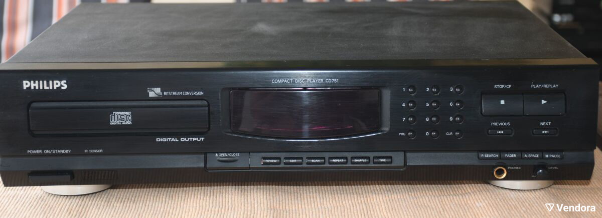 Philips CD-751 CD плейър употребяван с… - € 90,00 - Vendora.bg