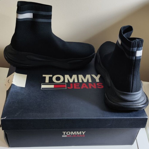 Tommy Jeans Sock-Sneaker size 40, like new, black knit mid cut