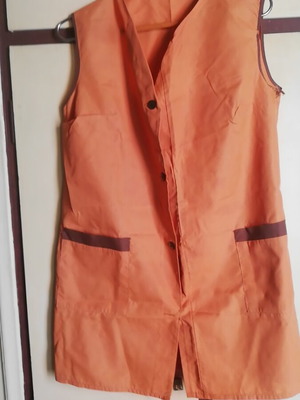 Sleeveless tunic, size XL