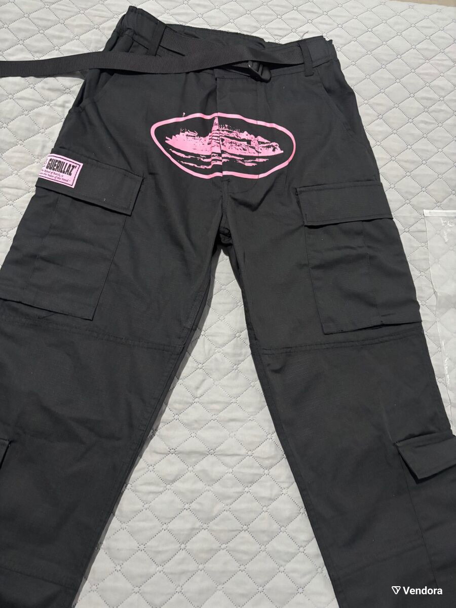 Corteiz Guerillaz Black Pink Cargo Pants - € 180,00 - Vendora.gr