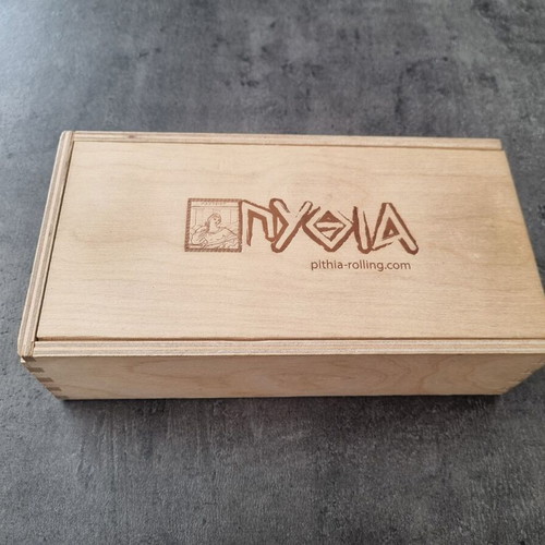Pythia wooden box with sliding window new