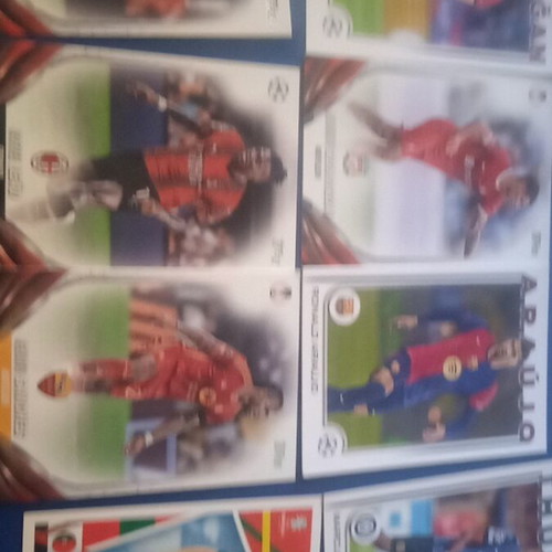 Football cards like new, pack of 37 with players Zota, Leao, Renato Sanches