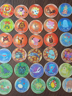Pokemon tazos set with 36 flat and 5 3D tazos