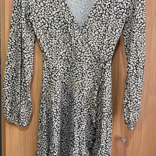 Bershka dress like new, size S/36, floral pattern