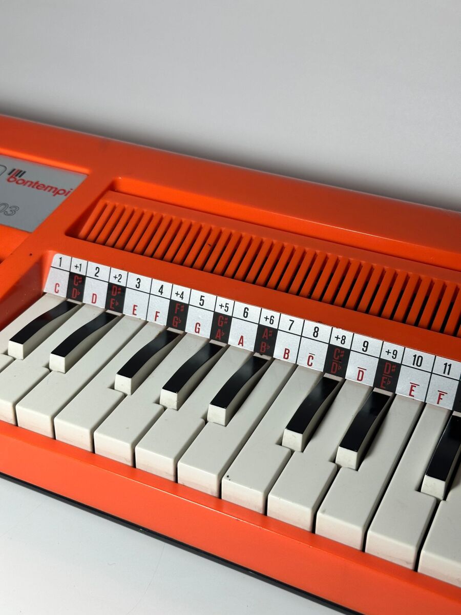 Vintage Bontempi B103 electric organ… - € 140,00 - Vendora.cy