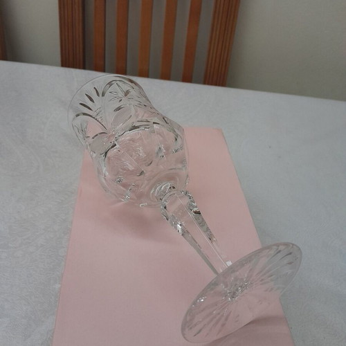 Bohemia Crystal Large Hand-Carved Wine Glass new