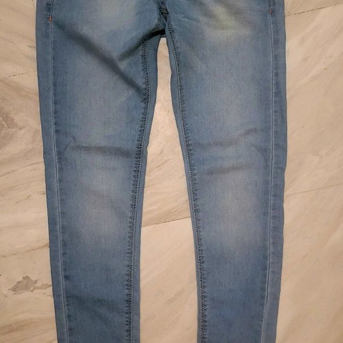 Alcott women's jeans like new, size 26, light blue stretch