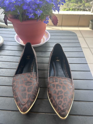 Axel Leopard Ballerinas New with Gold Trim