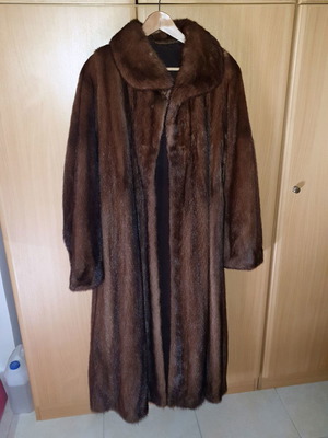 Saga Mink Fur used Royal SAGA MINK supreme quality brown, size L