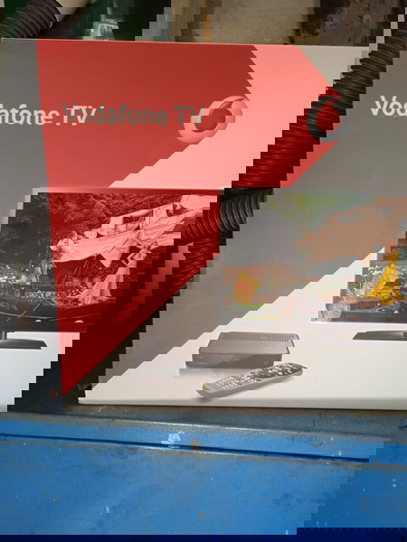 Εξοπλισμός Vodafone tv.