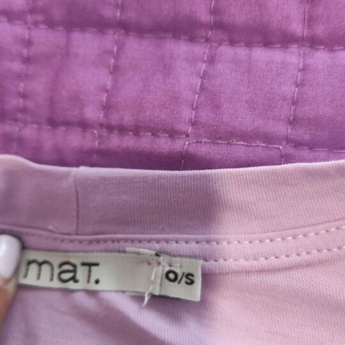 Mat blouse one size new, purple with silver details